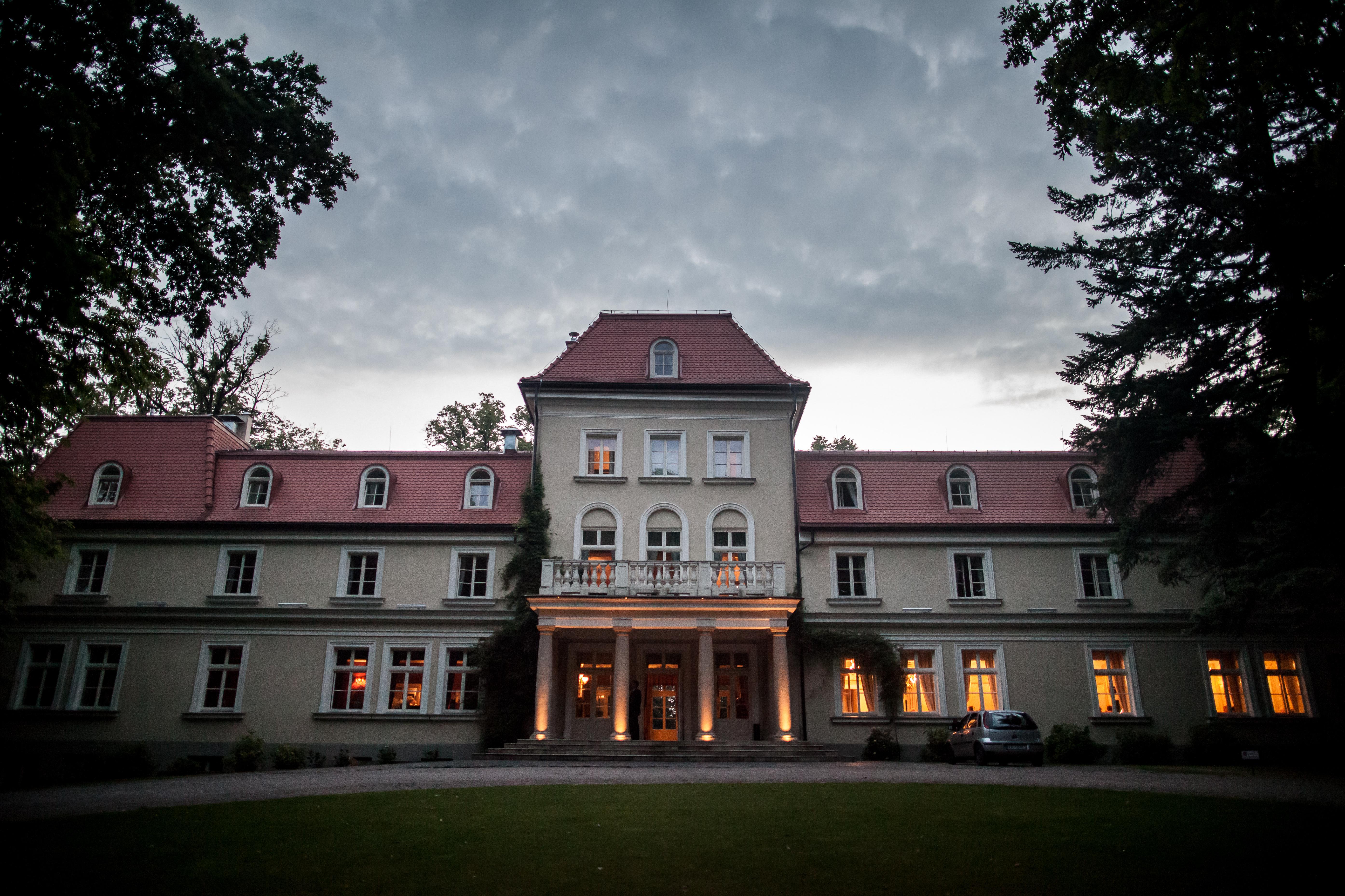 Hotel Dwor Sierakow Exterior foto